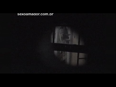 ❤️ Blondie tiġi filmata segretament minn voyeur tal-viċinat moħbi wara briks vojta ️❌ Vidjow porn lilna mt.camasexys.top ❌️